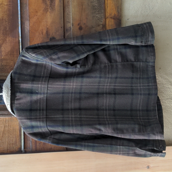 Plaid jacket w/faux fur lining - Picture 3 of 3